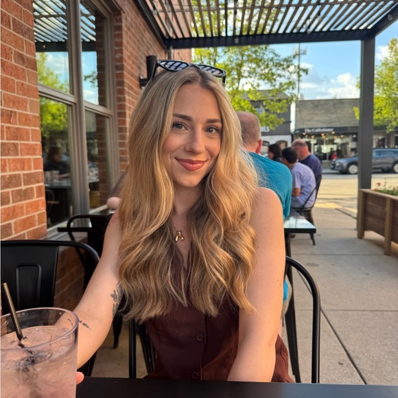 Meet Your Posher, Alexa - Picture 2 of 3